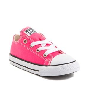 Like New Toddler Converse Chuck Taylor All Star - Pink size 6